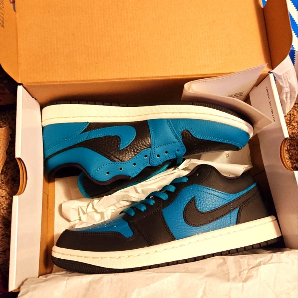 Jordan retro 1